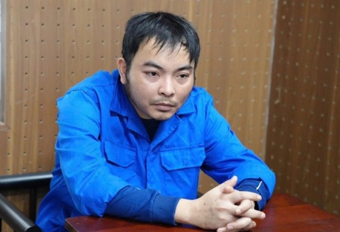 Cuu can bo y te cam dau duong day tu danh vo xuong truc loi bao hiem hinh anh