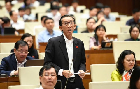 Bao lut kinh hoang, dai bieu de nghi som co goi tai chinh khan cap hinh anh