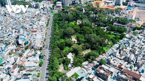 Giu lai 4 biet thu khu dat vang Ly Thai To o TP.HCM hinh anh