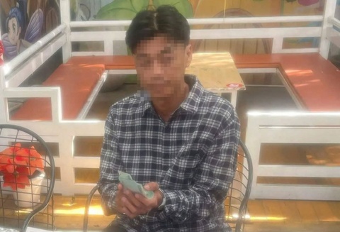 Nguoi dan ong o Dong Nai dung anh 'nong' cuong doat tien ban gai hinh anh