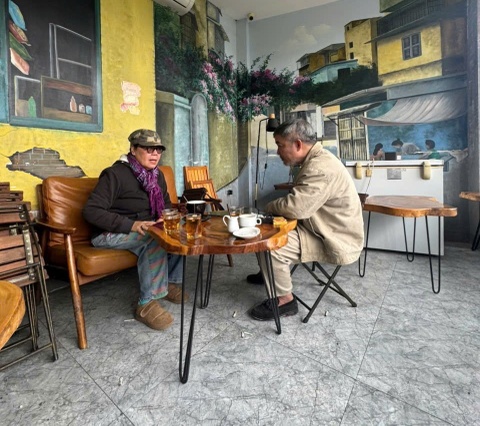 'Ai day chi viet van, thua nha van Y Ban?' hinh anh