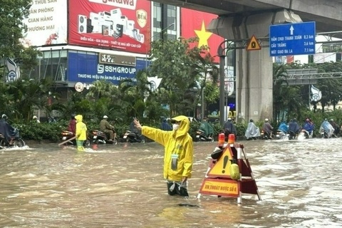 Ha Noi phan luong mot so tuyen duong phuc vu thi cong du an chong ngap hinh anh