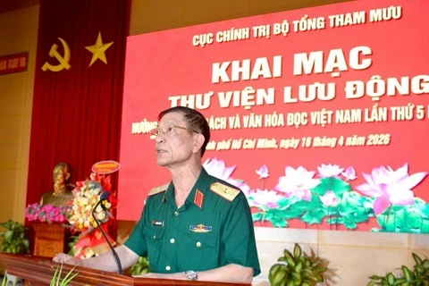 Bo Tong Tham muu: Thu vien luu dong lan toa van hoa doc hinh anh