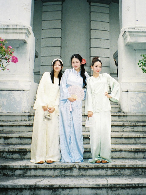 Minh Nhua anh 1