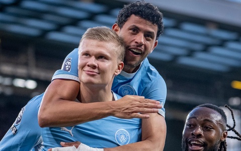 Man City giành chiến thắng lịch sử tại Anfield