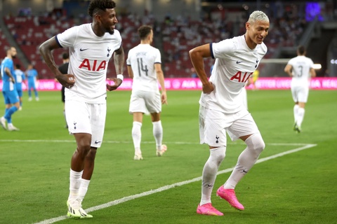 Sir Alex nhan dinh phu phang ve Tottenham hinh anh