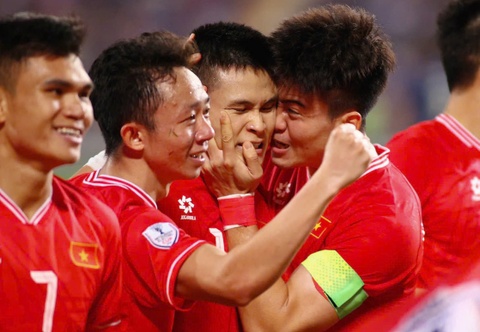 Việt Nam vô địch ASEAN Cup trên sân nhà của Thái Lan