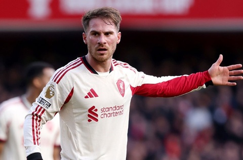 Ban thang phut 90+7 giup Liverpool thoat hiem hinh anh