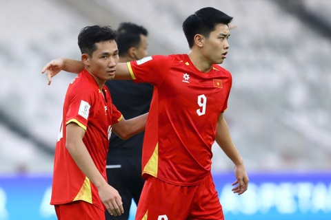Việt Nam có thể mất top 100 FIFA nếu thua Malaysia