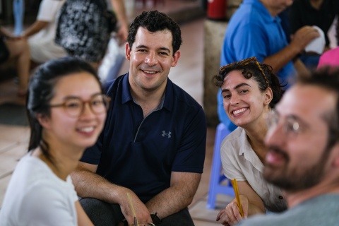 Vi sao khach Australia do xo den Viet Nam? hinh anh