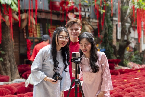 Chuyen gia: Den luc han che quay, chup tai quan ca phe hinh anh