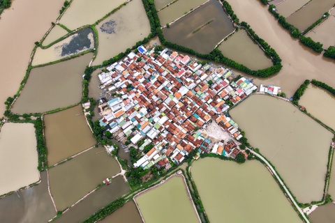 Hon dao hinh canh dieu, chi co 1 loi vao o Khanh Hoa hinh anh