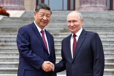 Toan canh le don chinh thuc Tong thong Nga Vladimir Putin tai Bac Kinh hinh anh