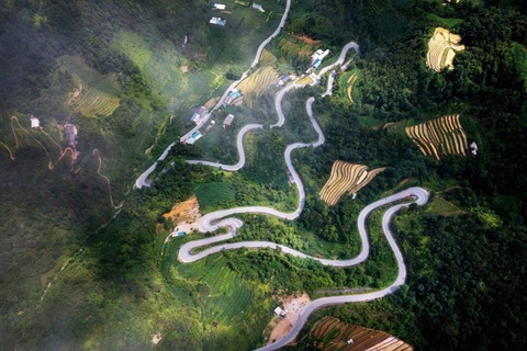 Sau canh bao, du khach 'phuot' Ha Giang sao cho an toan? hinh anh