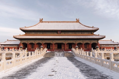 Tuyet roi tren Tu Cam Thanh qua ong kinh Ly Hien hinh anh