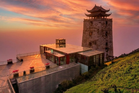 Starbucks mo cua hang cao nhat chau A tai Fansipan hinh anh