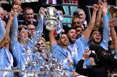 Tien thuong cua Man City khi vo dich FA Cup hinh anh