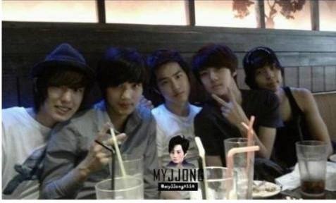 Thanh vien NCT suyt gia nhap EXO anh 2