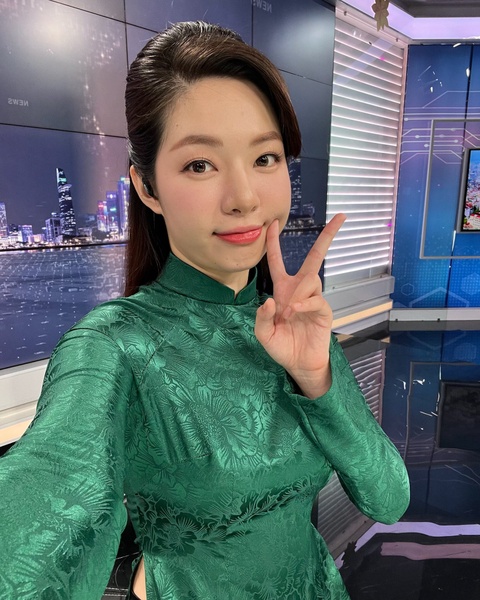 gia dinh truyen hinh anh 1