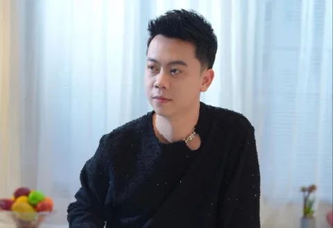 Ca si Dinh Dung ngung dien hinh anh