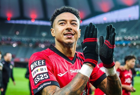 Ben trong vali gay chu y cua Lingard khi roi Han Quoc hinh anh