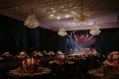 Khoanh khac thang hoa trong ngay trong dai tai The Reverie Saigon hinh anh