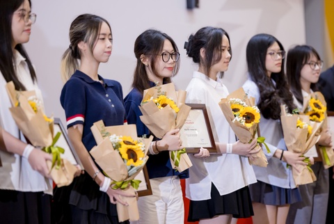 BUV ra mat hoc bong moi cho nganh cong nghe cao tai Viet Nam hinh anh