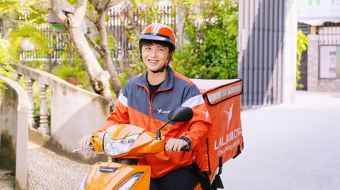 Yeah1 lam phim moi ve 'anh tai' vuot kho mua Tet hinh anh