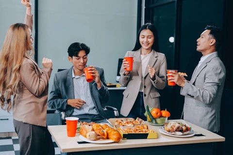 Cach dan cong so 'bat che do' chuan bi don Tet khi ky nghi can ke hinh anh