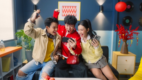 FPT ke cau chuyen Tet 'Hop mang' qua nhung ket noi lien mach dau nam hinh anh