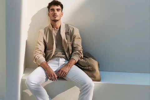 BST xuan - he 2026 cua Boss va thong diep 'Be the next' hinh anh