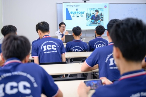 Thu nhập cao và xu hướng cần người ‘làm được việc ngay’ ở ngành CNTT