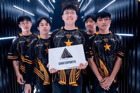 Nhìn lại vai trò đặc biệt của FPT Play tại Esports World Cup 2026