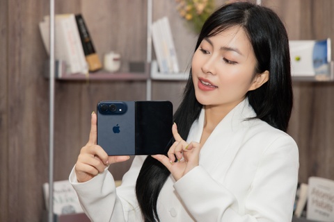 Trải nghiệm iPhone Duo để biết vì sao máy có giá 65 triệu