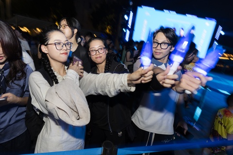 Theo dong 'Nuoc' nhin lai cau chuyen khi hau hinh anh