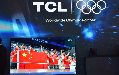 TCL muon vuot mat Samsung? hinh anh