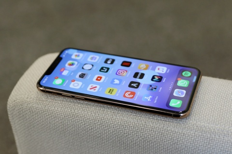 Hang loat mau iPhone sap loi thoi hinh anh