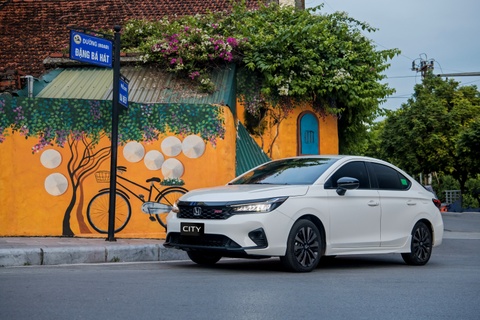 Honda City tang truong nong, van kho can duong Toyota Vios hinh anh