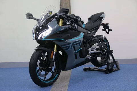 Chi tiet CFMoto 450SR S - sportbike doi dau Honda CBR500R hinh anh