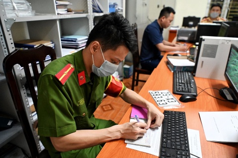 Khong bat buoc dang ky xe tai phuong xa noi cu tru tu 1/7 hinh anh