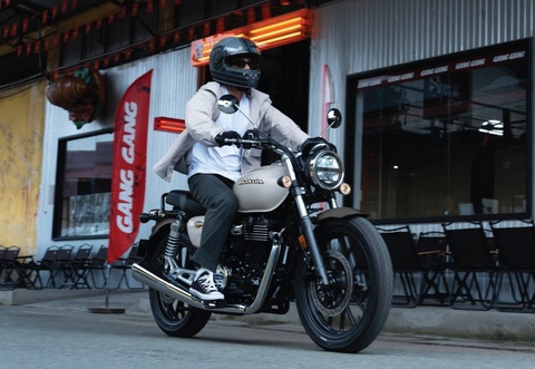 Honda CB350 H'ness co mau moi, gia gan 130 trieu dong hinh anh