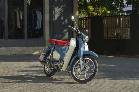 Loat xe may xang tiet kiem nhat, do 43.000 dong tien xang chay 100 km hinh anh