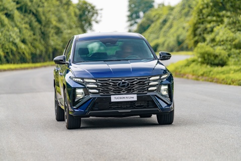 Hon 3.700 xe Hyundai Tucson o Viet Nam gap loi man hinh hinh anh