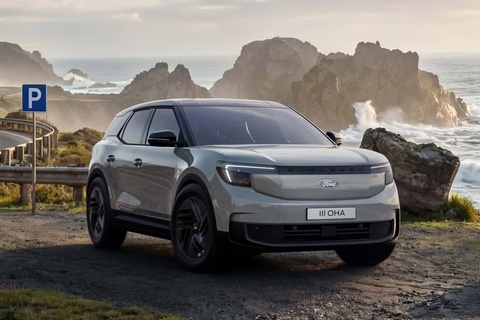 Ford Explorer thuan dien chuyen sang dung pin LFP, chay 444 km hinh anh