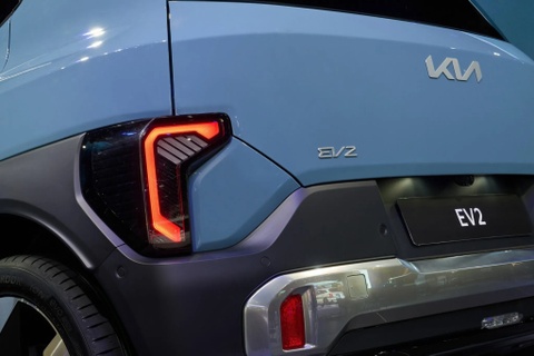 Xe dien gia re Kia EV2 cat bot cho ngoi de re hon hinh anh