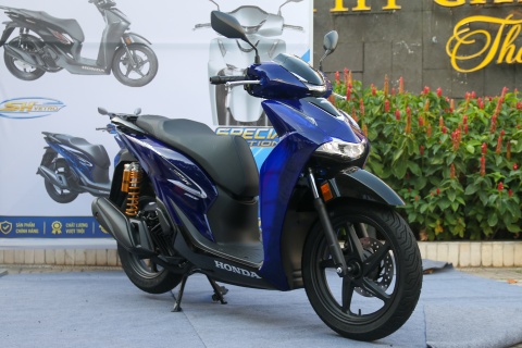 Can canh Honda SH Vetro Blue - nhap khau Italy, dat gap doi SH Viet hinh anh