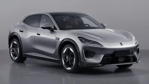 Xe dien Luxeed RX cua Trung Quoc tranh cai voi Ferrari vi thiet ke hinh anh