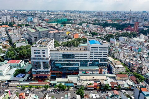 Trung tam Nieu nhi xuat sac dau tien tai Viet Nam hinh anh