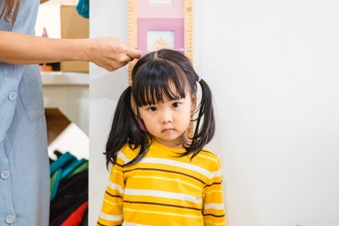 Tre an nhieu van thap coi vi thieu nhung chat nay hinh anh