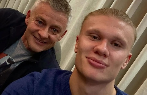 Haaland hoc hoi huyen thoai MU hinh anh